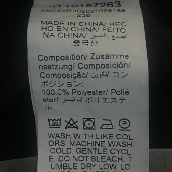 SHEIN Black Halter Neck Top size 4XL
Sleeveless tank beautiful/elegant top - Picture 5 of 5